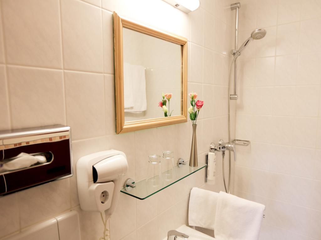 Burghotel Bad Belzig エクステリア 写真