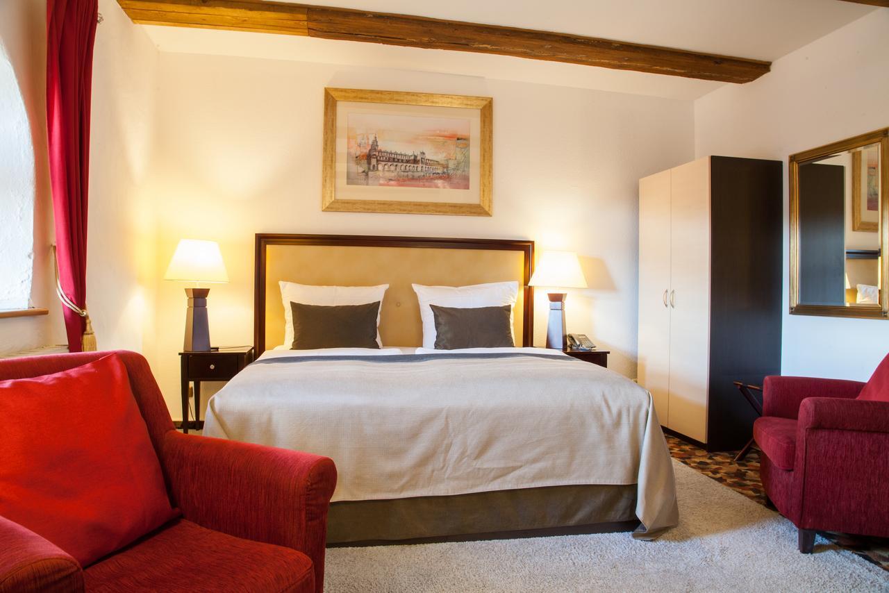 Burghotel Bad Belzig エクステリア 写真