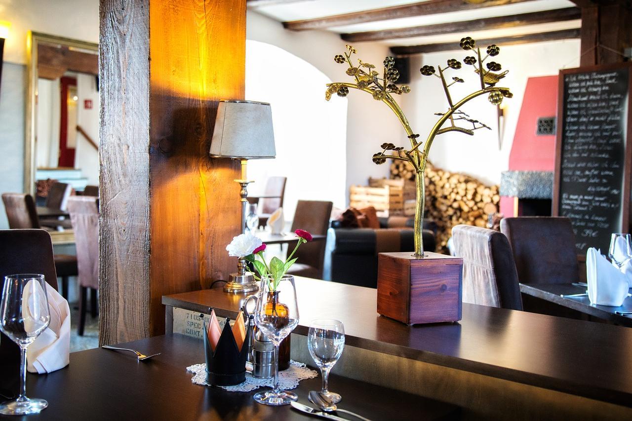 Burghotel Bad Belzig エクステリア 写真