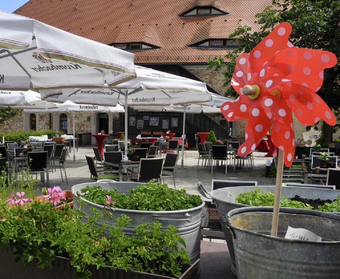 Burghotel Bad Belzig エクステリア 写真